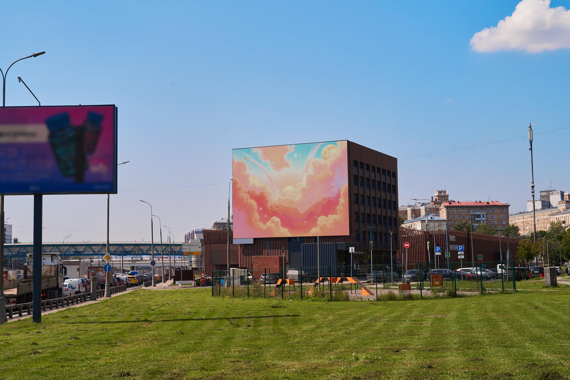 Digital Screen on Velosavodskaya St 13 bld. 2 (TTK) 1