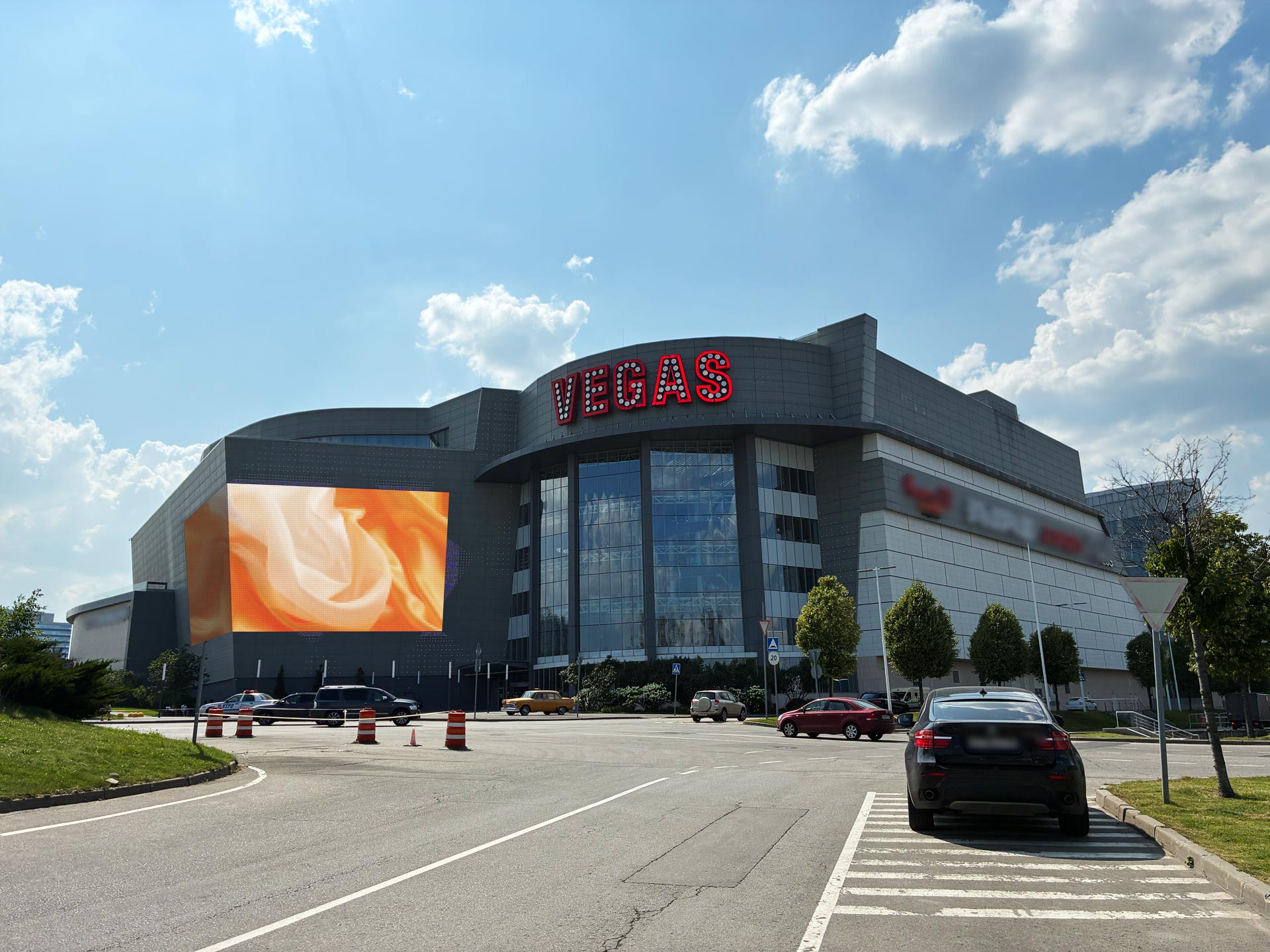 Digital Screen on MKAD 67 km (Vegas City Mall) 1